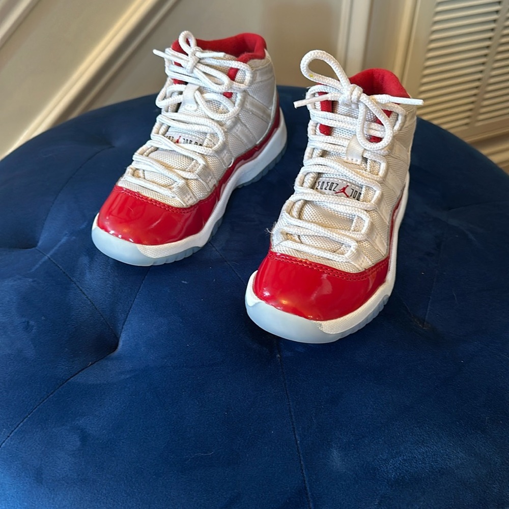 PS Jordan 11 ‘Cherry’